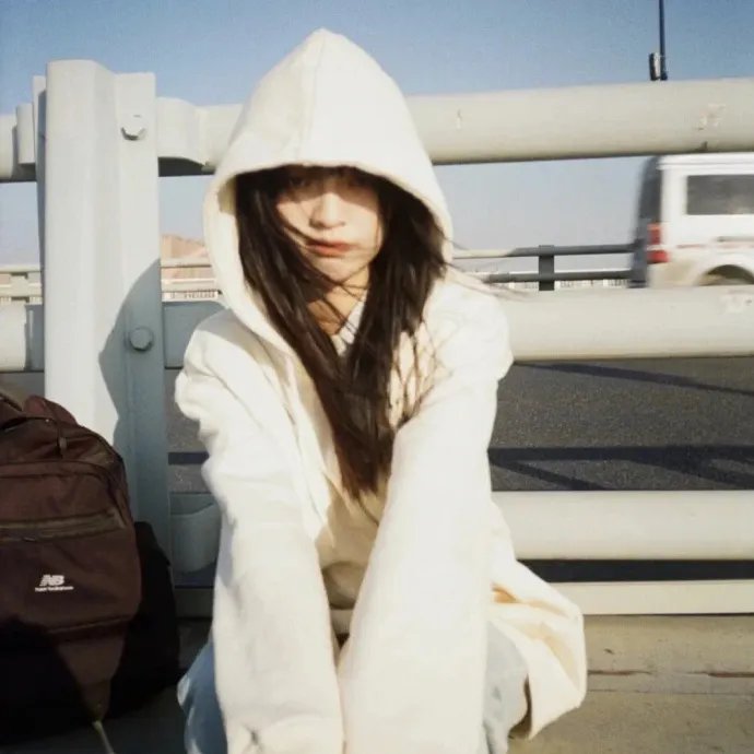 分钗合钿常相忆